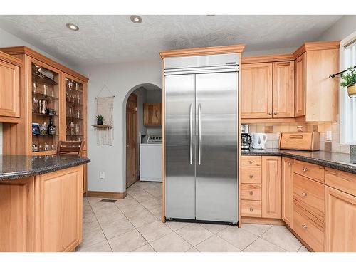 63 Warbler Close, Half Moon Bay, AB - Indoor Photo Showing Kitchen