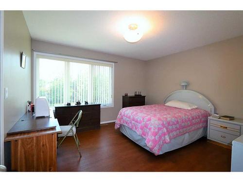 42474 Range Road 220 Range, Rural Camrose County, AB - Indoor Photo Showing Bedroom