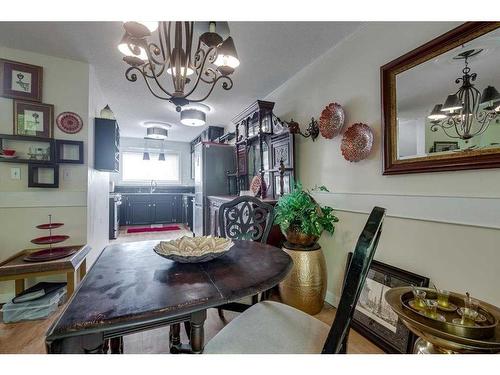 10-5806 61 Street, Red Deer, AB - Indoor Photo Showing Dining Room