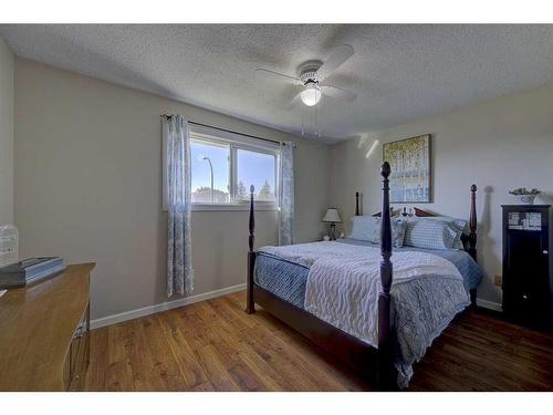 48 Nash Street, Red Deer, AB - Indoor Photo Showing Bedroom