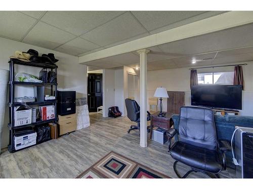 48 Nash Street, Red Deer, AB - Indoor