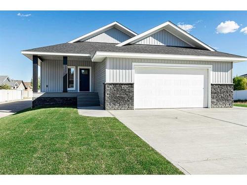 40 Erica Drive, Lacombe, AB - Outdoor