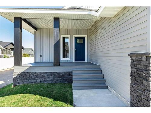 40 Erica Drive, Lacombe, AB - Outdoor