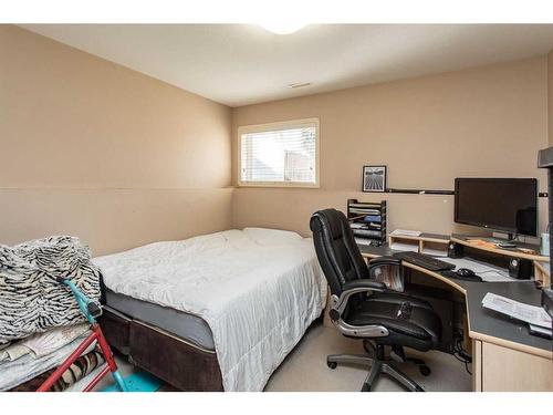 259 Jordan Parkway, Red Deer, AB - Indoor Photo Showing Office