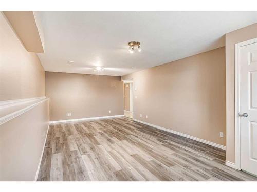 72 Ibbotson Close, Red Deer, AB - Indoor Photo Showing Other Room