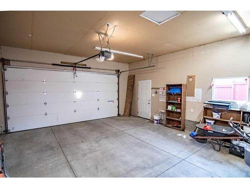 72 Ibbotson Close, Red Deer, AB - Indoor Photo Showing Garage