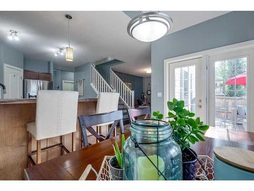 291 Wiley Crescent, Red Deer, AB - Indoor Photo Showing Dining Room