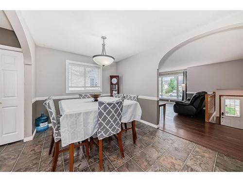 85 Herder Drive, Sylvan Lake, AB - Indoor Photo Showing Dining Room