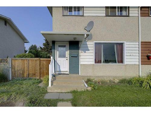 16 Mcintosh Avenue, Red Deer, AB - Outdoor