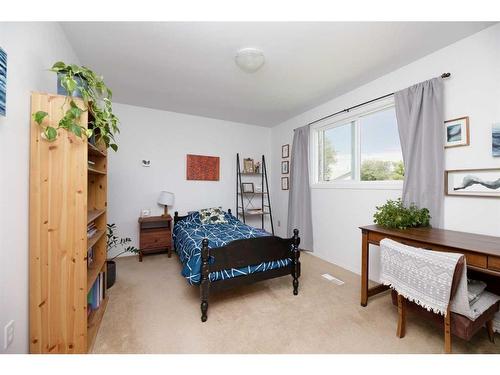 65 Erickson Drive, Red Deer, AB - Indoor Photo Showing Bedroom