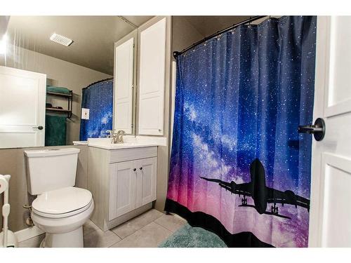 5435 35 Street, Red Deer, AB - Indoor Photo Showing Bathroom