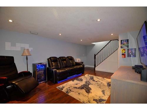 5435 35 Street, Red Deer, AB - Indoor Photo Showing Other Room