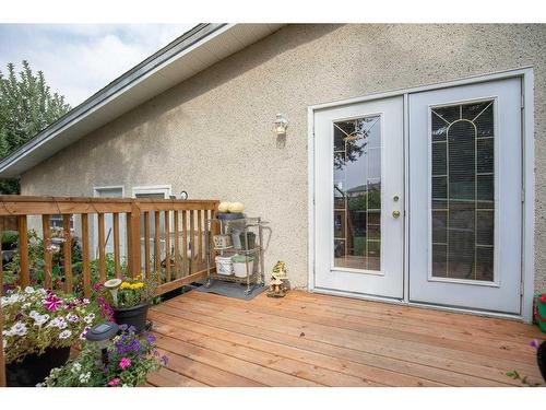 6121 Hamilton Drive, Red Deer, AB - Outdoor With Deck Patio Veranda With Exterior