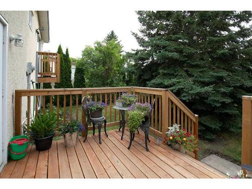 6121 Hamilton Drive, Red Deer, AB - Outdoor With Deck Patio Veranda