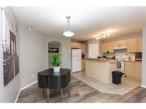 40-33 Jennings Crescent, Red Deer, AB - Indoor