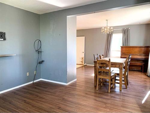 4923 51 Street, Amisk, AB - Indoor Photo Showing Dining Room