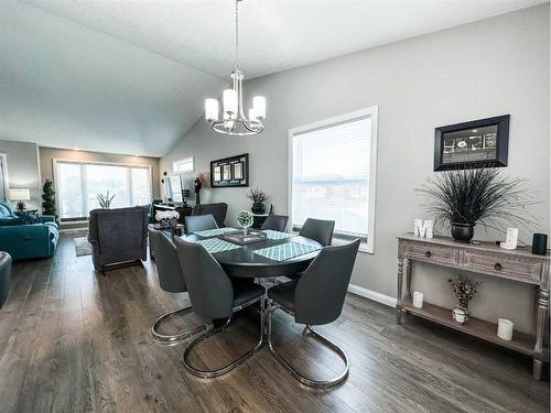 5423 60 Street, Stettler, AB - Indoor