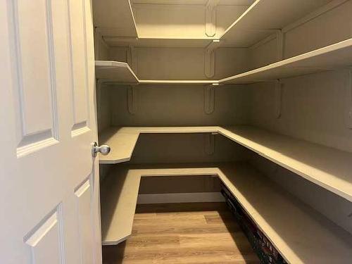 104 2 Street Nw, Sundre, AB - Indoor With Storage