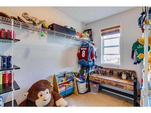 21 Morningside Bay Sw, Airdrie, AB - Indoor With Storage