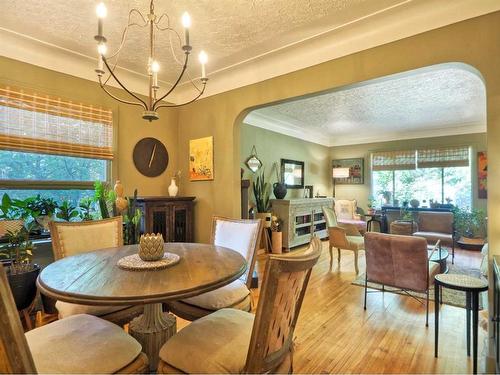 5309 42 Avenue, Red Deer, AB - Indoor Photo Showing Dining Room