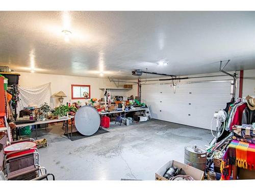 40 28161 Hwy 596, Rural Red Deer County, AB - Indoor Photo Showing Garage