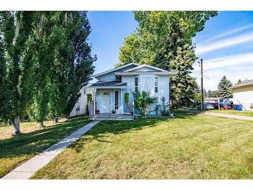 5300 Lansdowne Avenue, Blackfalds, AB - Outdoor