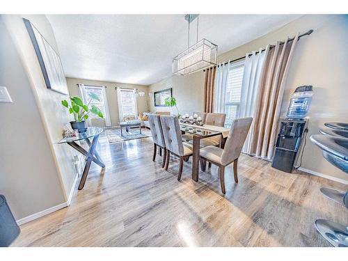 157 Kentwood Drive, Red Deer, AB - Indoor Photo Showing Dining Room