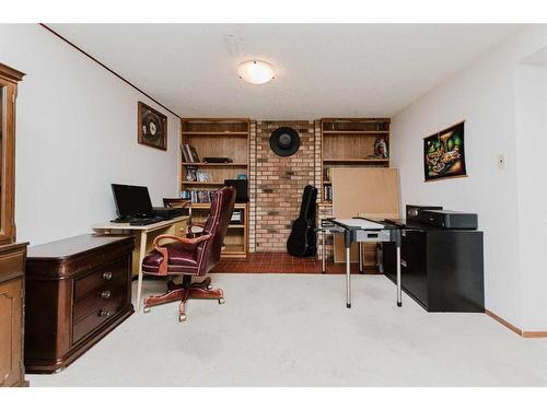 100 Mclevin Crescent, Red Deer, AB - Indoor Photo Showing Other Room