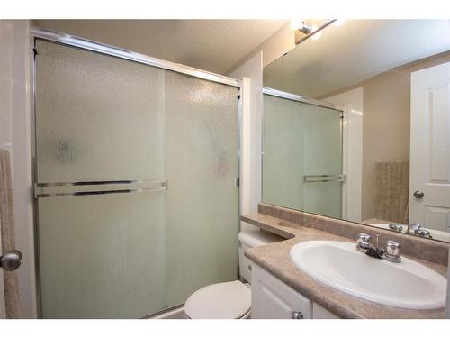 1218-12A Ironside Street, Red Deer, AB - Indoor Photo Showing Bathroom