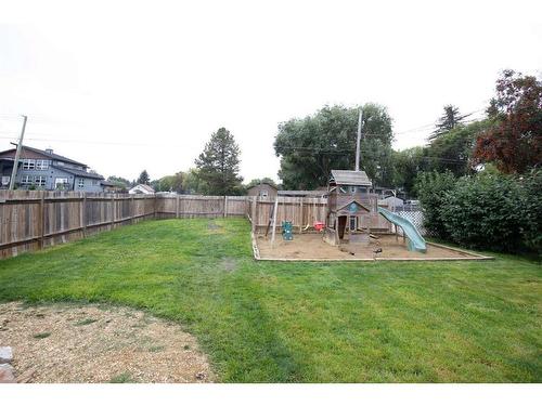 5503 53 Avenue, Lacombe, AB - Outdoor With Backyard