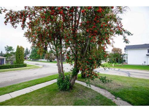 5503 53 Avenue, Lacombe, AB - Outdoor