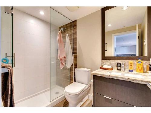 604-519 Riverfront Avenue Se, Calgary, AB - Indoor Photo Showing Bathroom