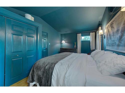 3909 50A Street, Red Deer, AB - Indoor Photo Showing Bedroom