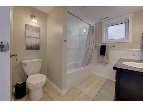 3909 50A Street, Red Deer, AB - Indoor Photo Showing Bathroom