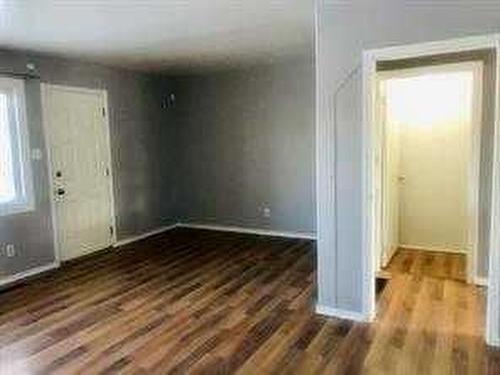 605-4719 33 Street, Red Deer, AB - Indoor Photo Showing Other Room