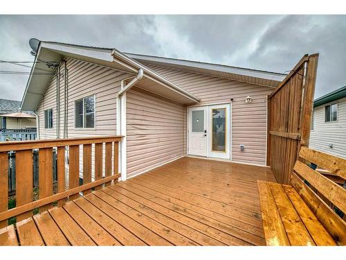 4609 44 Street, Sylvan Lake, AB - Outdoor With Exterior