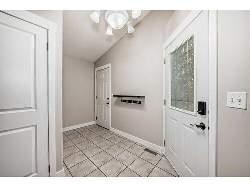 4609 44 Street, Sylvan Lake, AB - Indoor Photo Showing Other Room