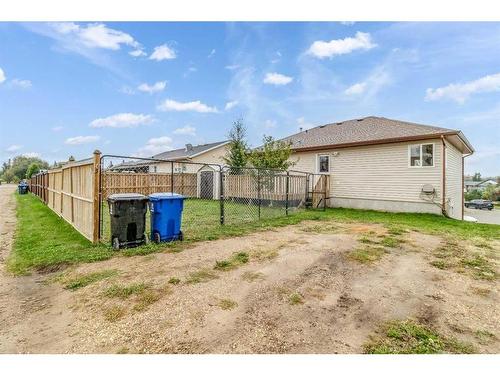 65 Rolling Hills Ridge, Blackfalds, AB - Outdoor With Exterior