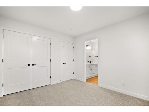 135 Ellington Crescent, Red Deer, AB - Indoor Photo Showing Other Room