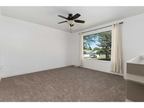 4806 48 Avenue, Forestburg, AB - Indoor Photo Showing Other Room