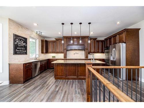 38302 Range Road 22, Rural Red Deer County, AB - Indoor Photo Showing Kitchen