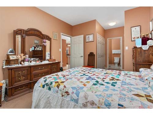 19-5405 39 Avenue, Camrose, AB - Indoor Photo Showing Bedroom