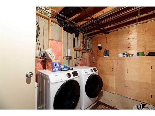 103 Nolan Street, Red Deer, AB - Indoor Photo Showing Laundry Room