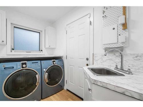 14306 Evergreen Street Sw, Calgary, AB - Indoor Photo Showing Laundry Room