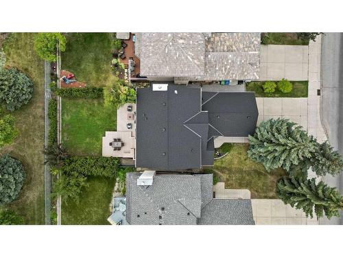 14306 Evergreen Street Sw, Calgary, AB - Outdoor