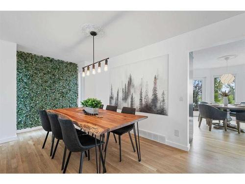 14306 Evergreen Street Sw, Calgary, AB - Indoor Photo Showing Dining Room