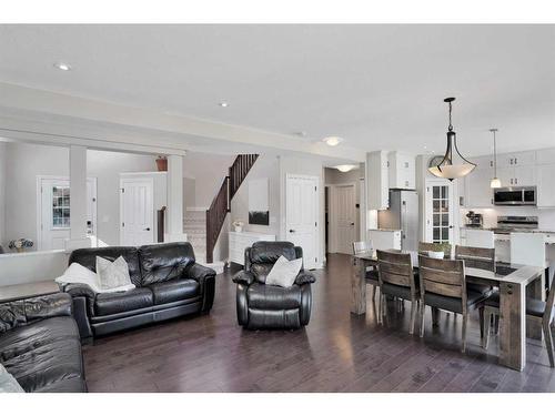 66 Traptow Close, Red Deer, AB - Indoor Photo Showing Living Room