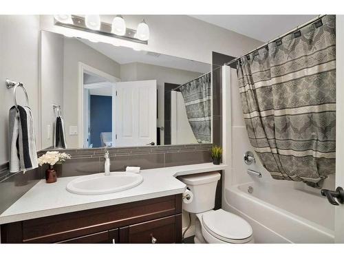 66 Traptow Close, Red Deer, AB - Indoor Photo Showing Bathroom