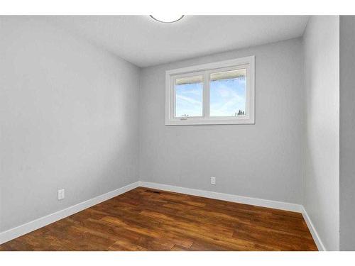 13 Otterbury Avenue, Red Deer, AB - Indoor Photo Showing Other Room