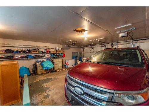 4205 63 Street, Stettler, AB - Indoor Photo Showing Garage